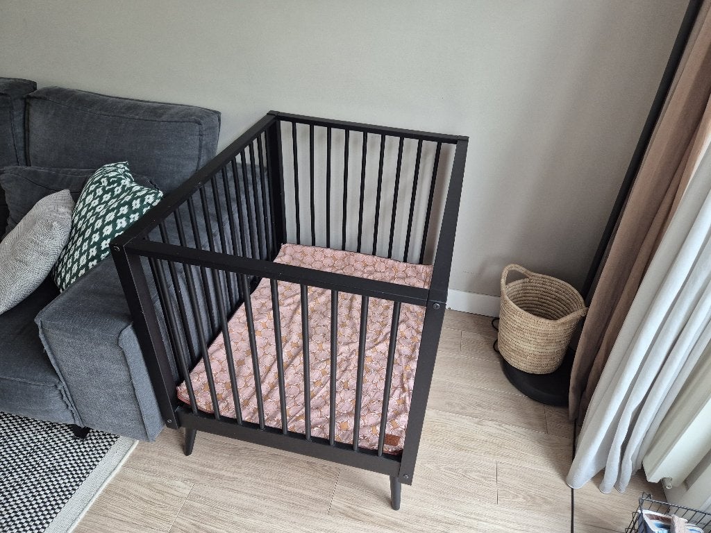 Europe Baby Evy Box Mat Zwart met Evy boxkleed Matty Terra, Kinderen en Baby's, Ophalen, Gebruikt, Rechthoekig, In hoogte verstelbaar