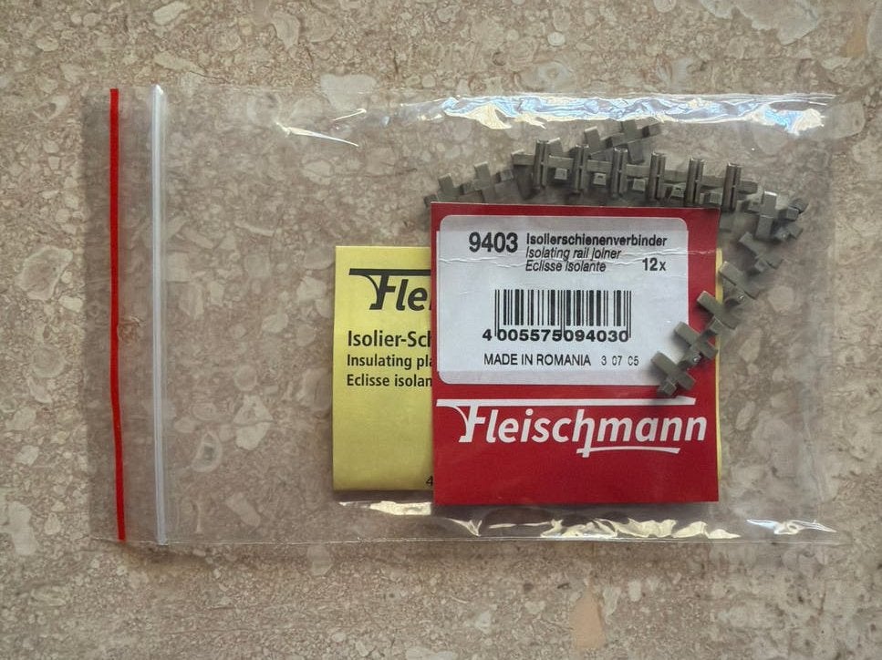 Fleischmann 9403 Isolerende Railverbinders (12 stuks), Verzenden, Nieuw, Rails, Fleischmann