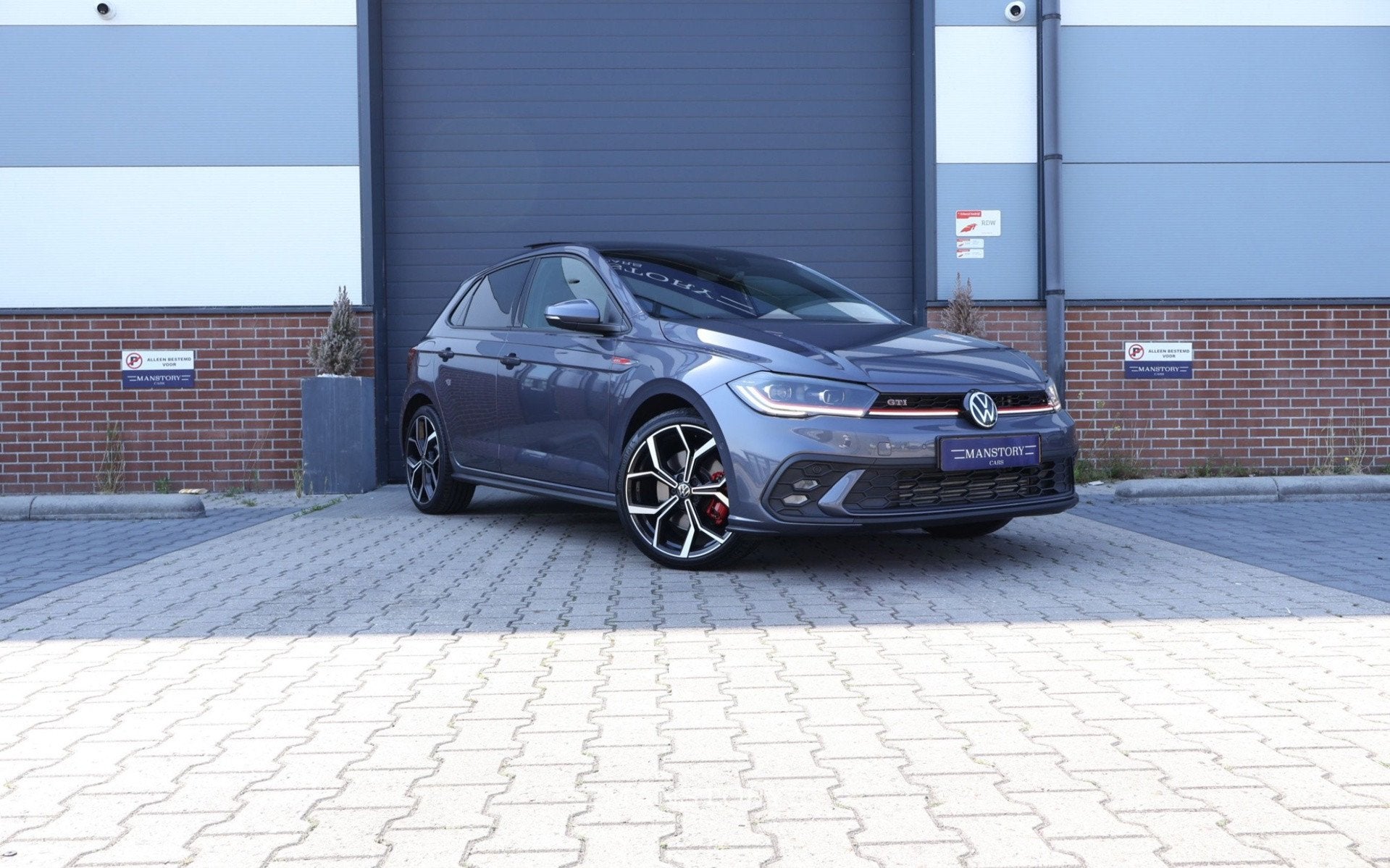 Volkswagen POLO 2.0 TSI GTI, Auto's, Volkswagen, 1272 kg, Gebruikt, 4 cilinders, 1984 cc