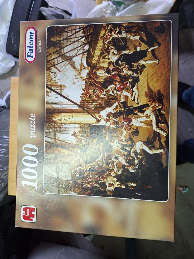 Falcon de luxe 1000 stukjes puzzel - Zeeslag, Ophalen of Verzenden, 500 t/m 1500 stukjes, Gebruikt, Legpuzzel