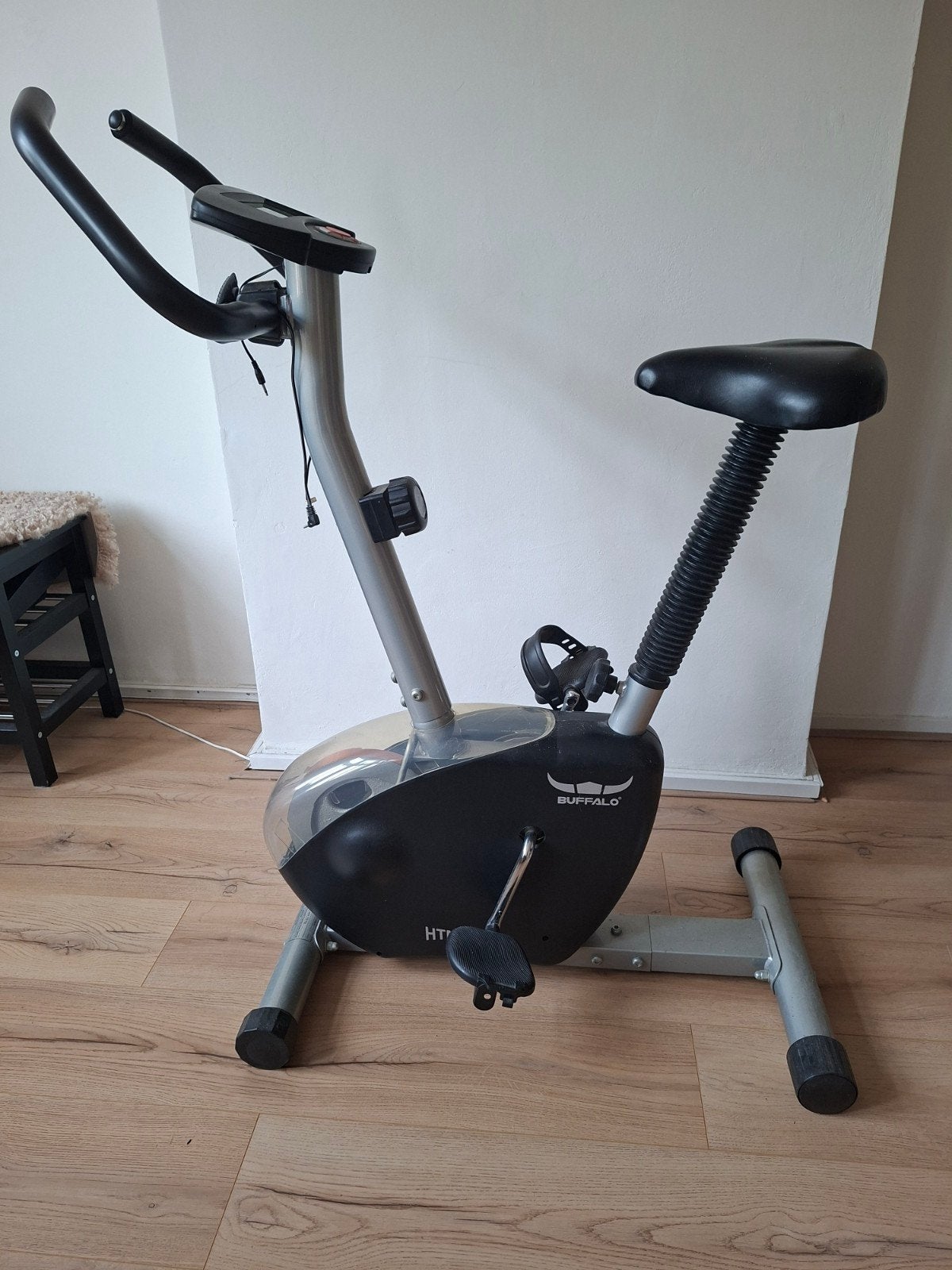 Buffalo Hometrainer HTM2000, Ophalen, Gebruikt, Metaal, Benen