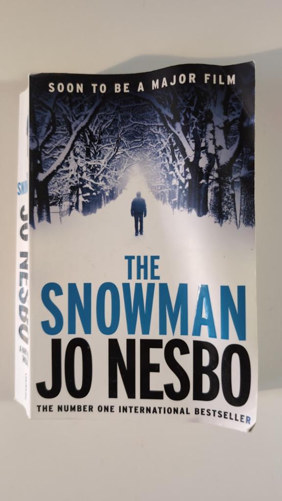 The Snowman - Jo Nesbo (Engels), Boeken, Thrillers, Gelezen, Scandinavië, Ophalen of Verzenden