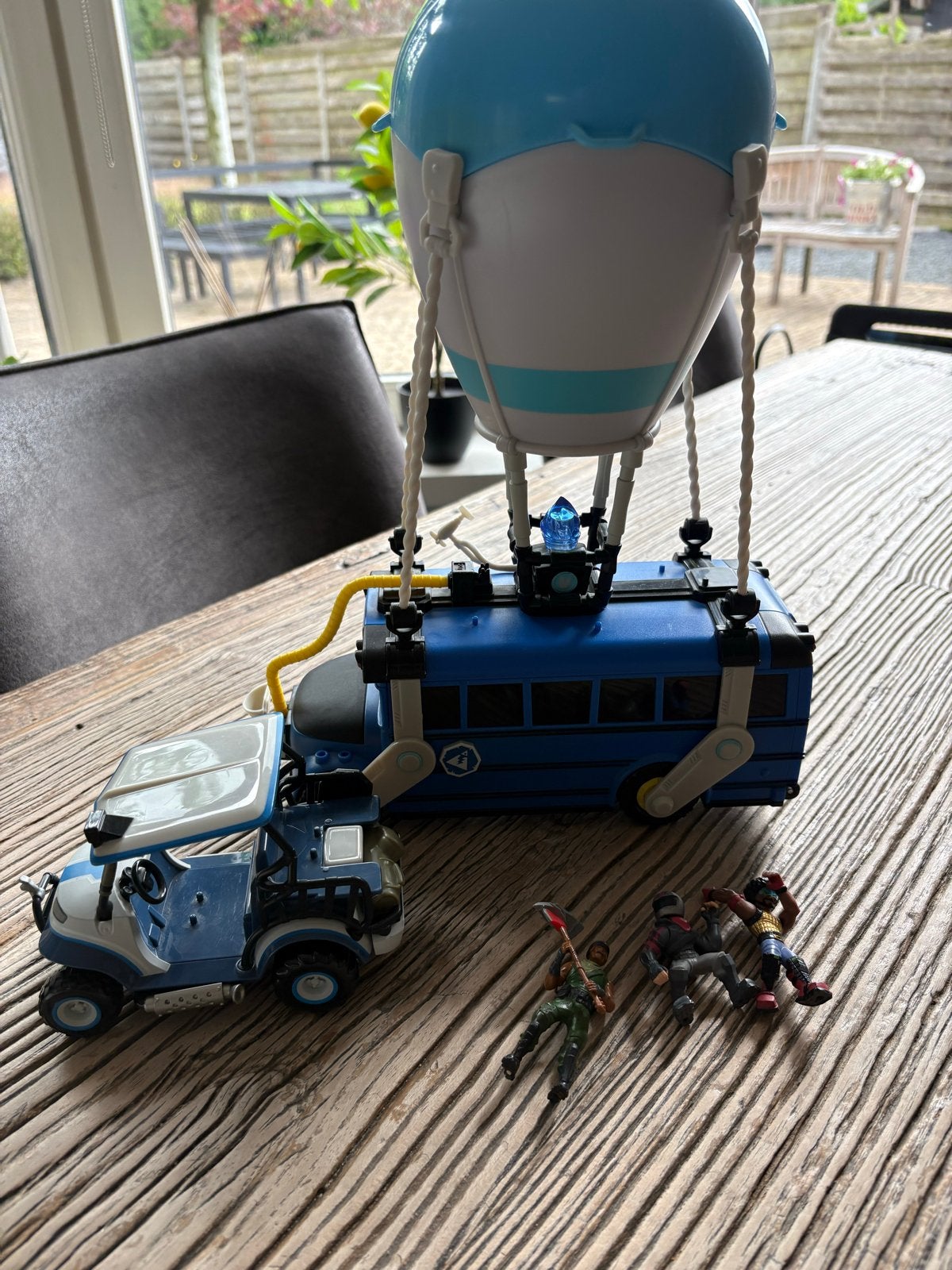 Fortnite Battle Bus, Golfkar en Figuren Speelset, Ophalen of Verzenden, Zo goed als nieuw, Jongen of Meisje