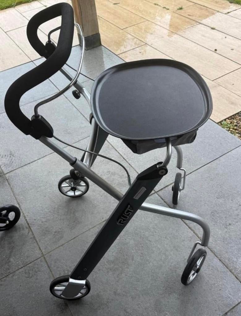 Let's Go Indoor rollator - zilver - Trustcare, Ophalen, Opvouwbaar, Zo goed als nieuw