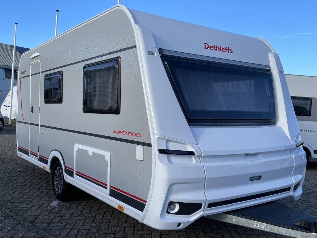 Dethleffs Summer Edition 460 EL VERKOCHT, Caravans en Kamperen, Serviceluik, Bedrijf, Tot en met 3, Lengtebed