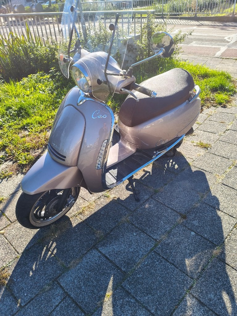 Snorscooter Nimoto Ceo v 2015 met slechts 4759km!!!!!, Gebruikt, Benzine, Ophalen, Overige merken