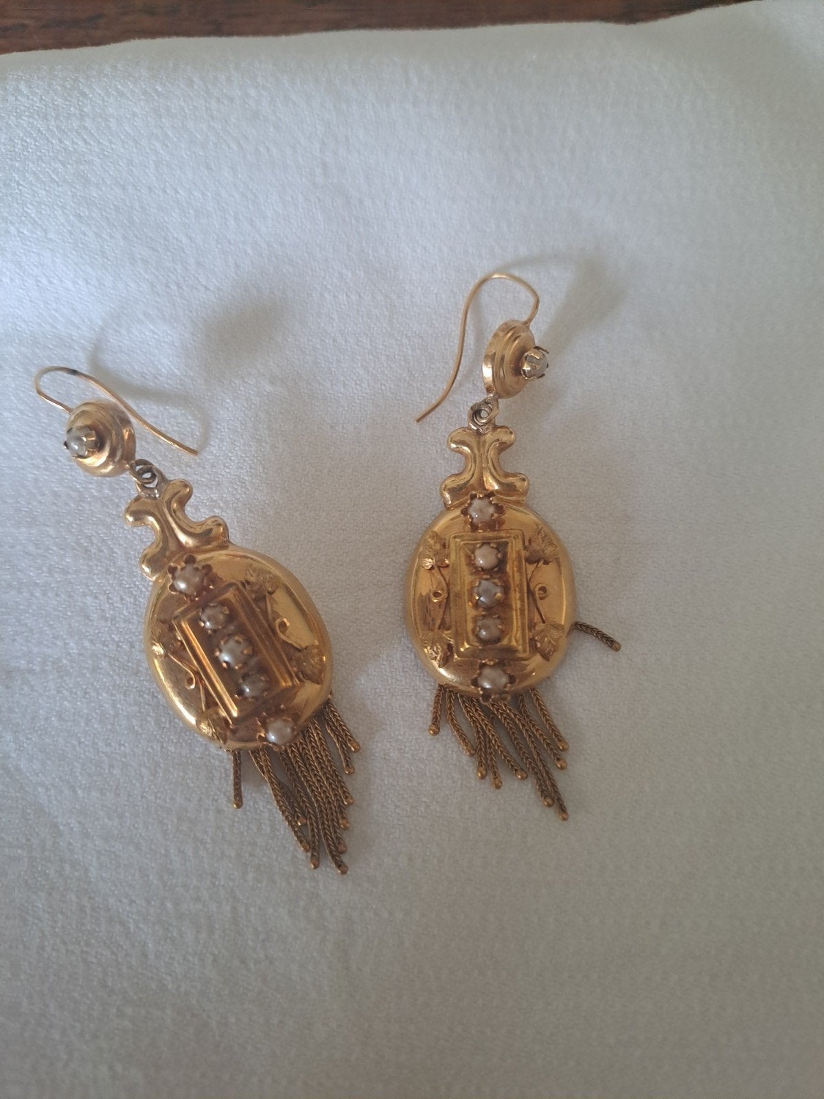 Antieke Gouden Oorbellen met Parels en Kwastjes, Hangers, Ophalen of Verzenden, Zo goed als nieuw, Met edelsteen