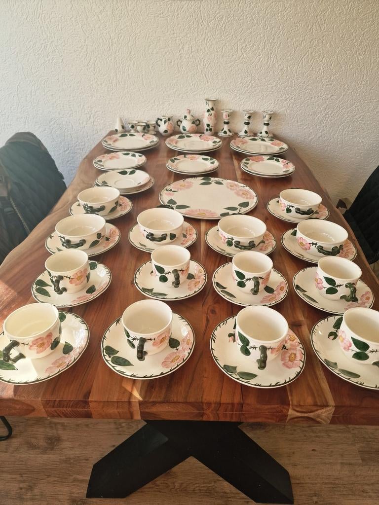 Villeroy & Boch Wild Rose Compleet Servies – 50+ Delig, Antiek en Kunst, Antiek | Servies compleet, Ophalen of Verzenden