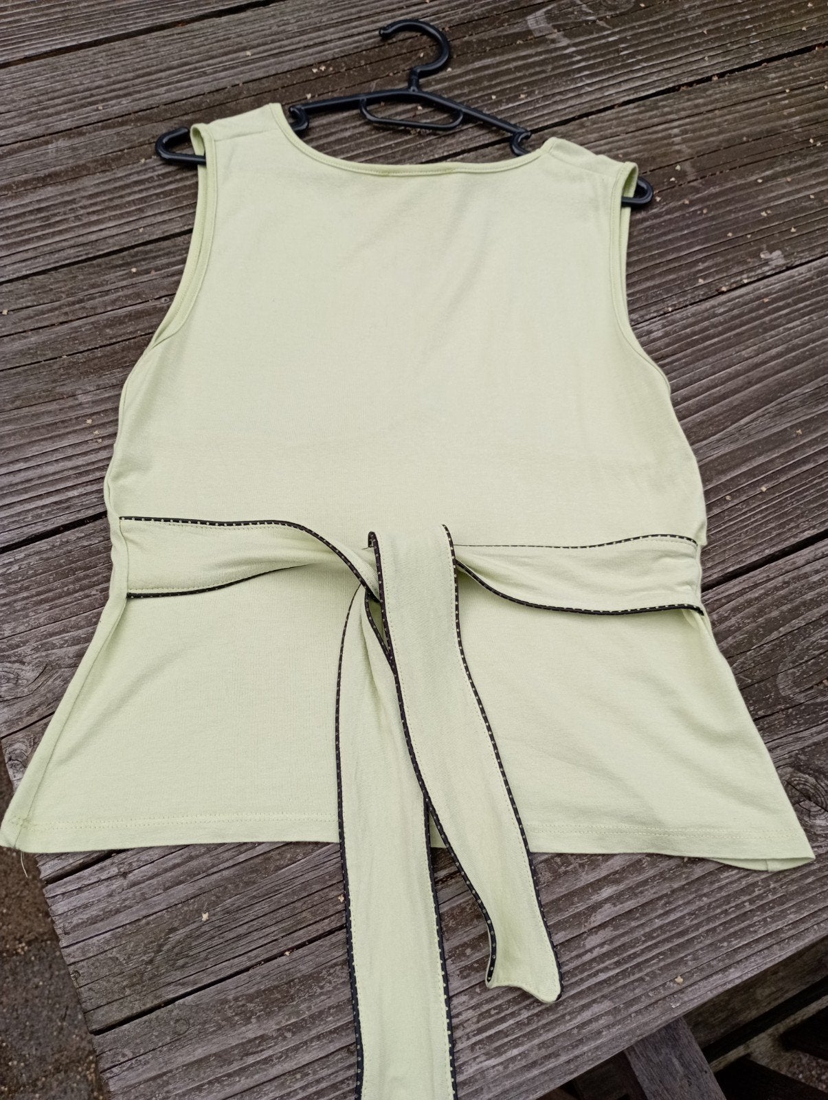 leuk mouwloos shirt/top, merk un1 deux2 trois3, mt 40/42, Kleding | Dames, Maat 38/40 (M), Ophalen of Verzenden, Zo goed als nieuw