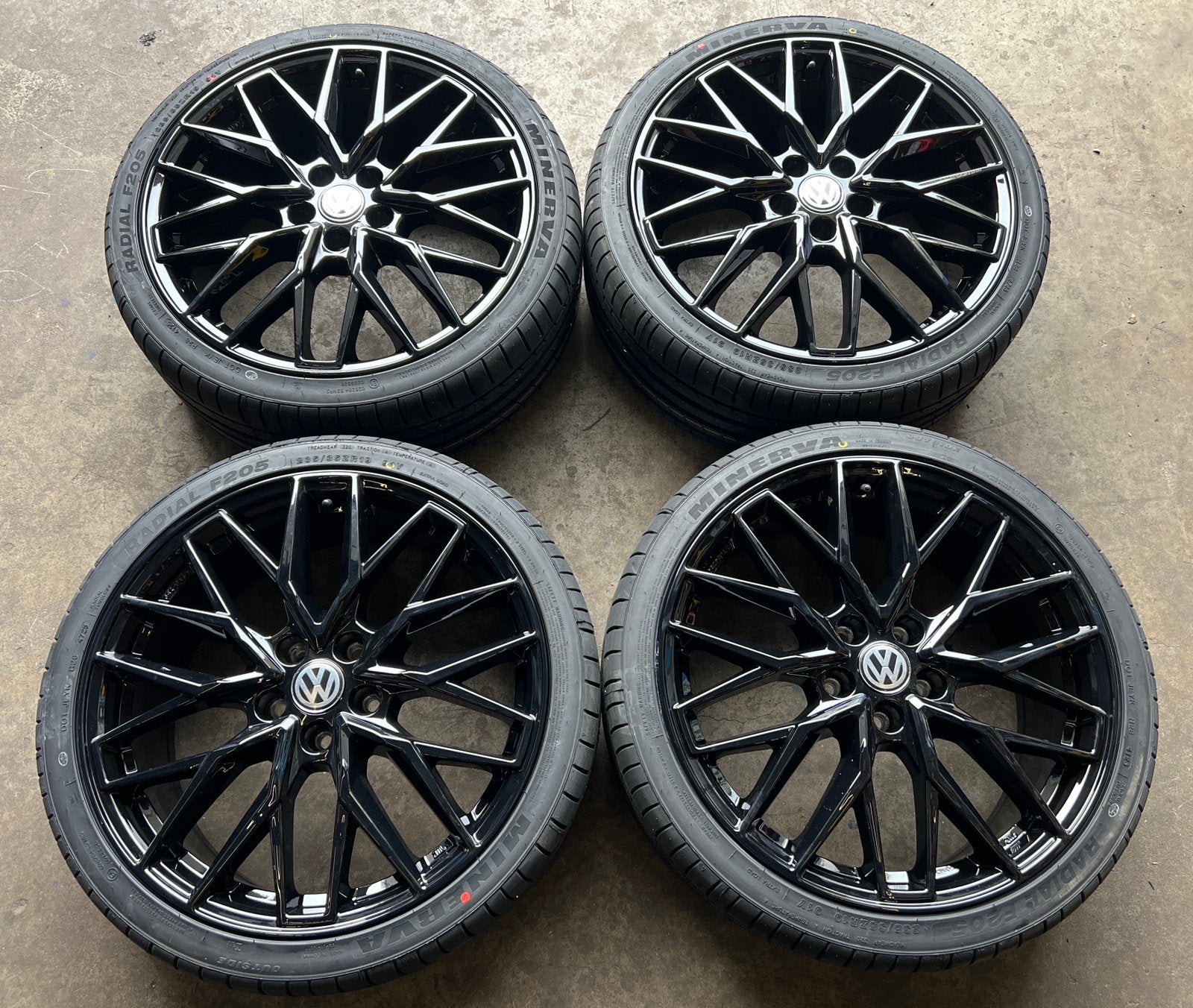 5x112 19" Volkswagen Golf 7 8 GTI, GTD, GTE Velgen + Banden, Auto-onderdelen, Banden en Velgen, Banden en Velgen, Nieuw, 235 mm