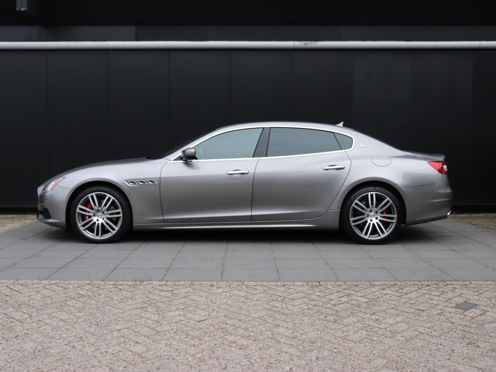 Maserati Quattroporte 3.0 S Q4 | H&K | MEMORY | LEDER | 360, Auto's, Maserati, Automaat, Euro 5, Stof, Gebruikt