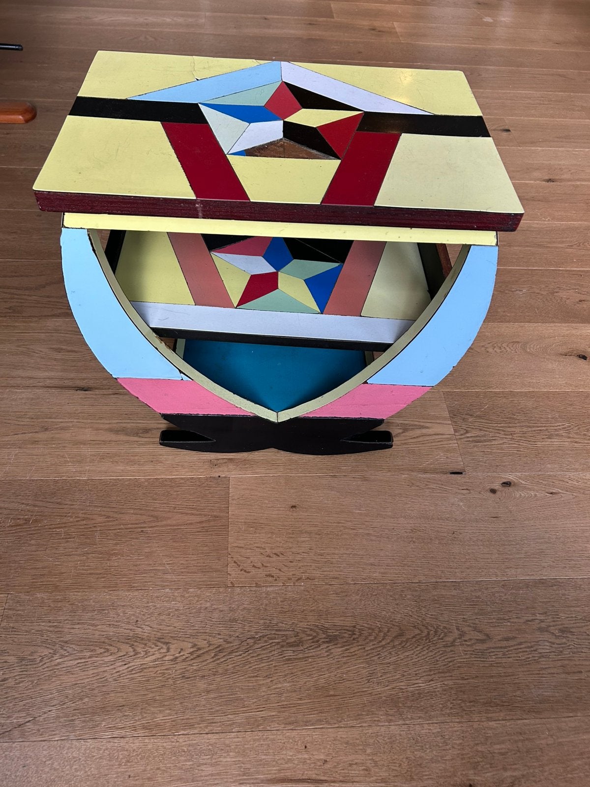 Small vintage side table, Ophalen