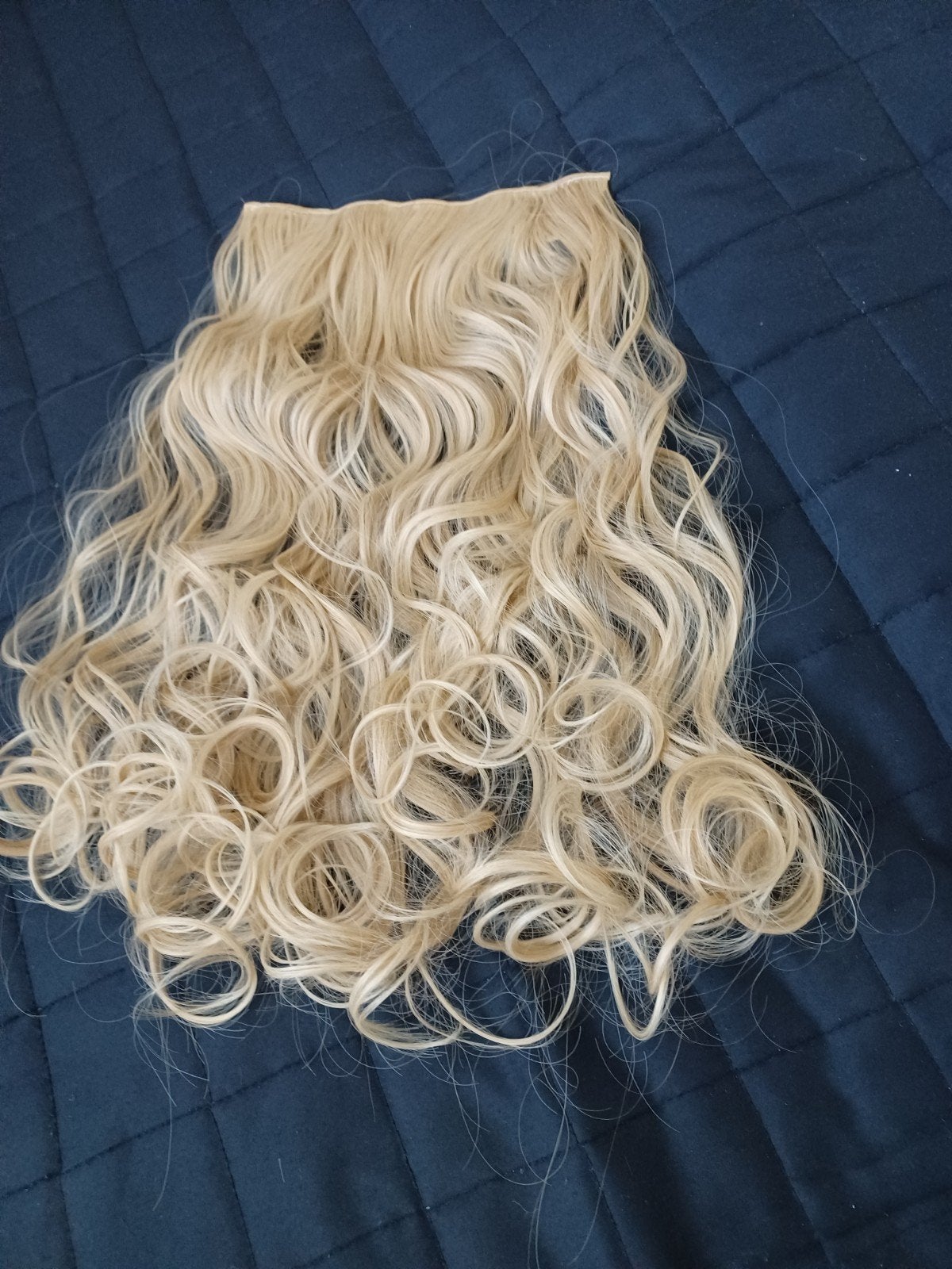 Blonde krullende haarverlenging met clip-ins, Ophalen of Verzenden, Nieuw, Pruik of Haarverlenging