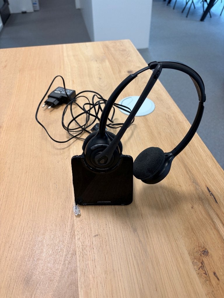 14 Plantronics headsets - gebruikt maar in goede staat, Computers en Software, Headsets, Gebruikt, Plantronics, On-ear, Ophalen of Verzenden