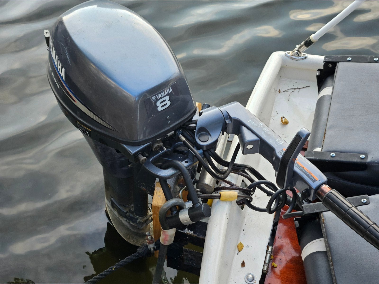 Yamaha 8 pk 4-takt motor, Watersport en Boten, Buiten- en Binnenboordmotoren, Zo goed als nieuw, Benzine, 5 tot 10 pk, Elektrische start