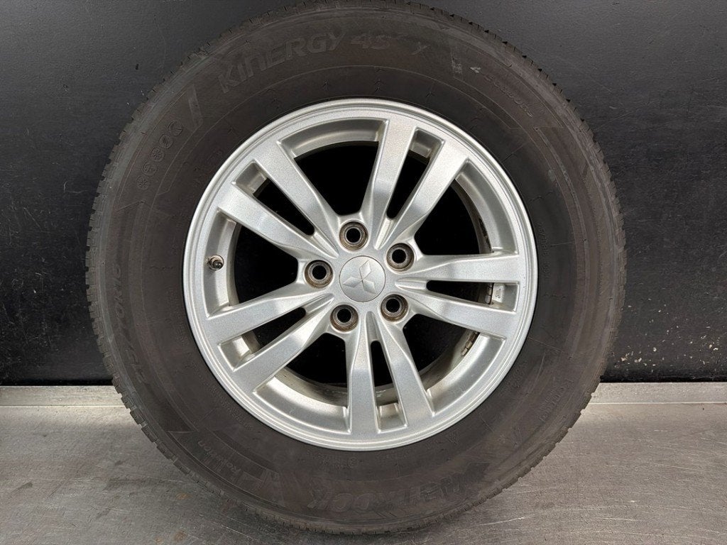velgen set + banden Mitsubishi outlander ( 215-70-R16 ), 16 inch, Banden en Velgen, Ophalen of Verzenden, Personenwagen