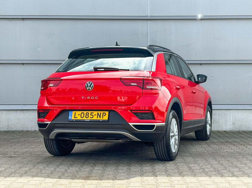 Volkswagen T-Roc 1.0 TSI 110pk Style | Navigatie | App Conne, Voorwielaandrijving, 12 maanden, Stof, Gebruikt
