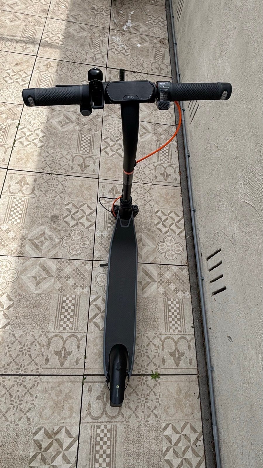 Ninebot Kickscooter E2 Plus E-step - Nieuwstaat met garantie, Fietsen en Brommers, Steps, Ophalen, Zo goed als nieuw, Elektrische step (E-scooter)