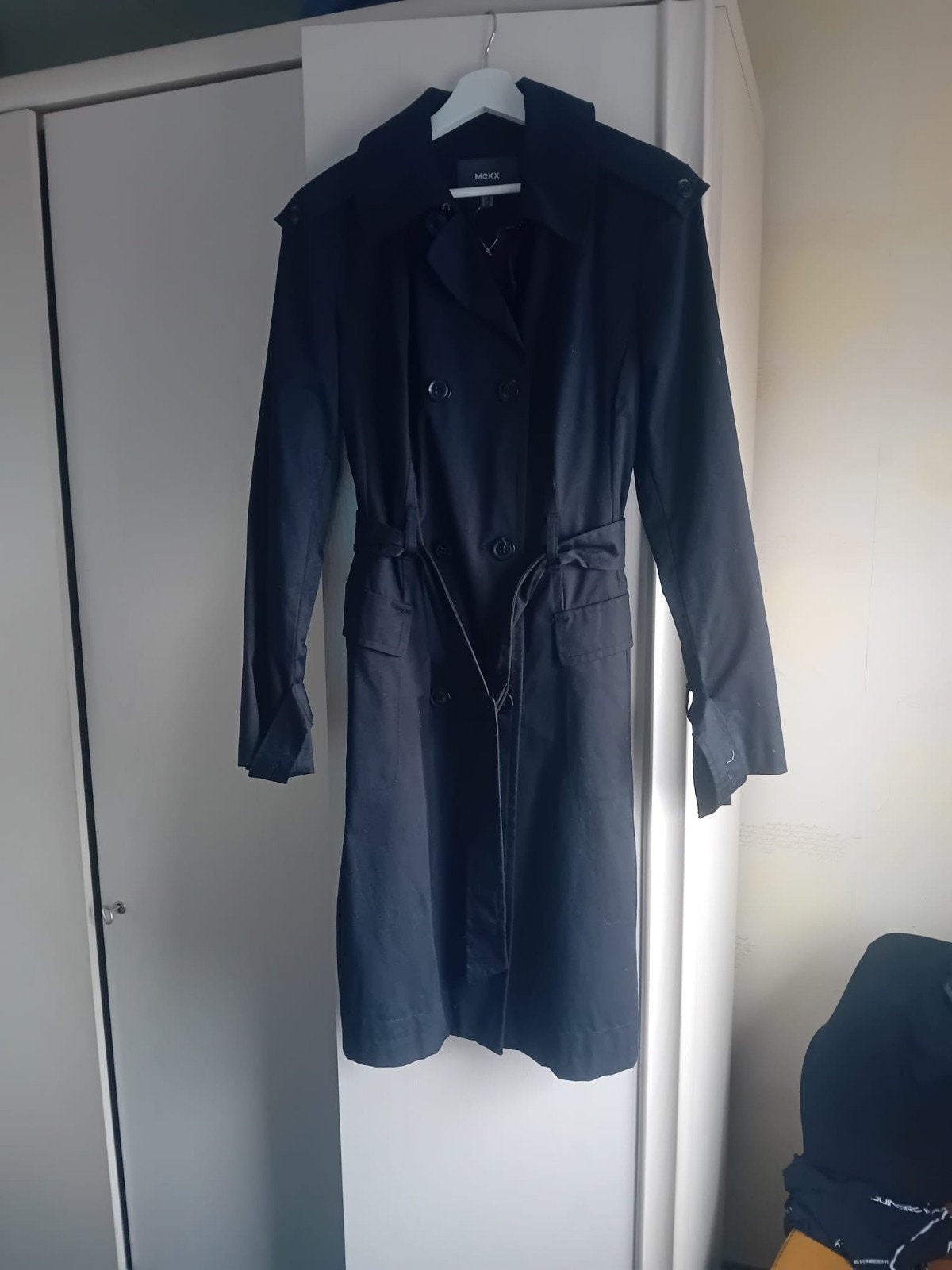 Stijlvolle Zwarte Mexx Trenchcoat - Maat M, Kleding | Dames, Mexx, Zwart, Maat 42/44 (L), Ophalen of Verzenden