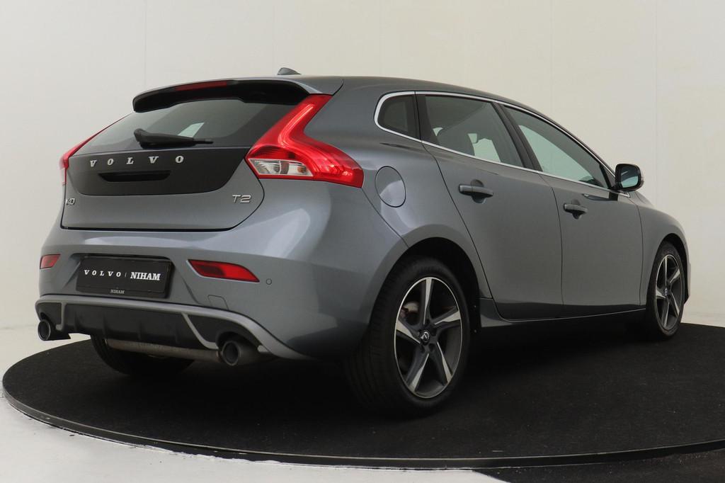 Volvo V40 T2 (H) R-DESIGN -CRUISE|PDC|NAVI|ECC|REGENSENSOR|H, Auto's, Volvo, Voorwielaandrijving, Gebruikt, 4 cilinders, Origineel Nederlands