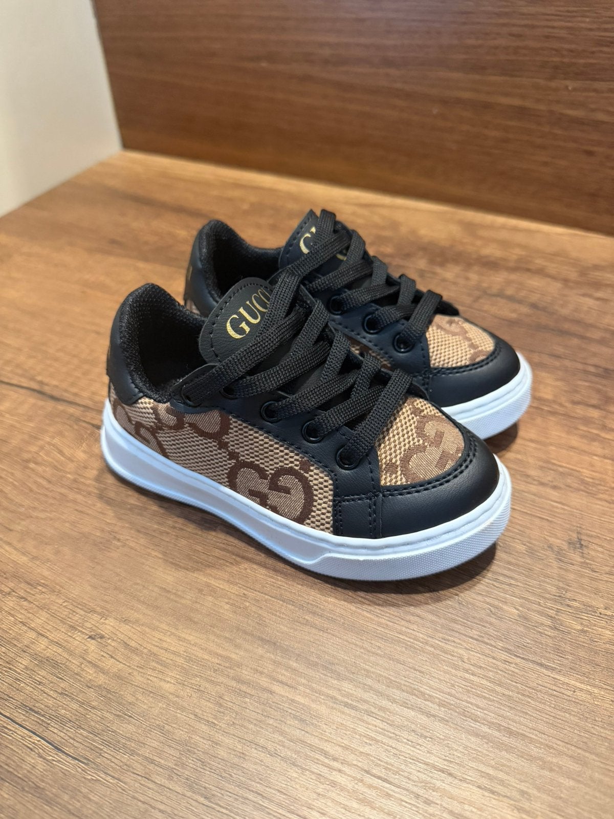 Kinderschoenen gucci zwart, maat 24 en 25, Ophalen of Verzenden, Nieuw, Jongen of Meisje, Schoenen