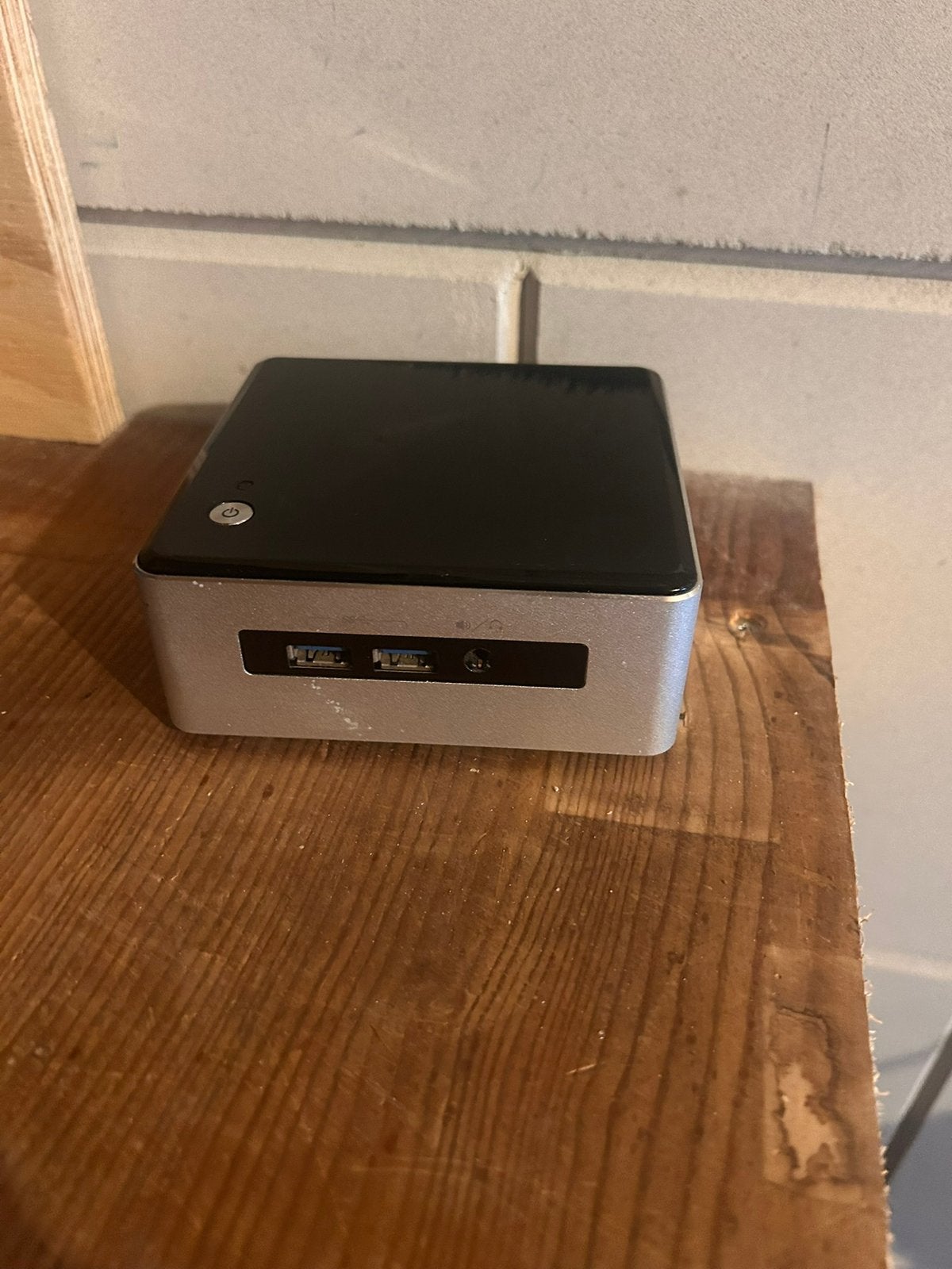 Intel nuc i3 windows 10 pro, Ophalen of Verzenden, Gebruikt, 8 GB, SSD