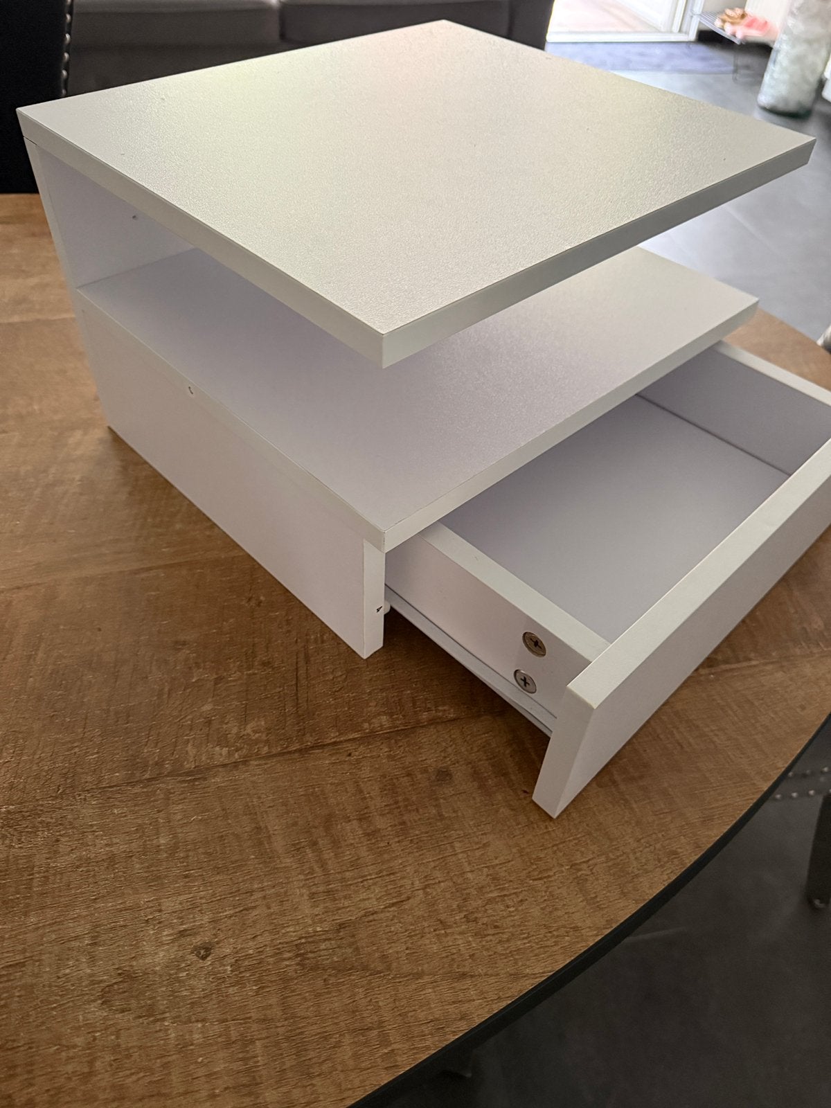 2x Zwevend nachtkastje – Smuk Aydin, Ophalen, Zo goed als nieuw, 65 cm of meer, 70 cm of meer