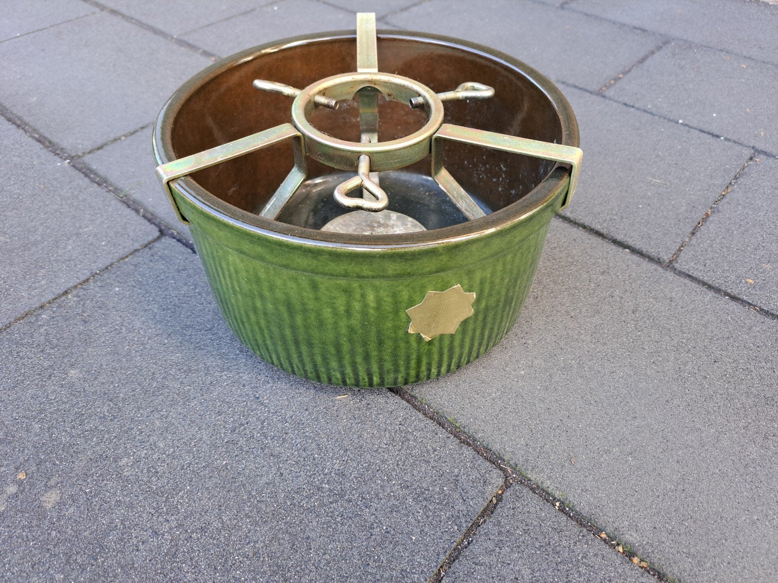 Keramische pot olijfgroen met kerstboomstandaard, Diversen, Ophalen, Zo goed als nieuw