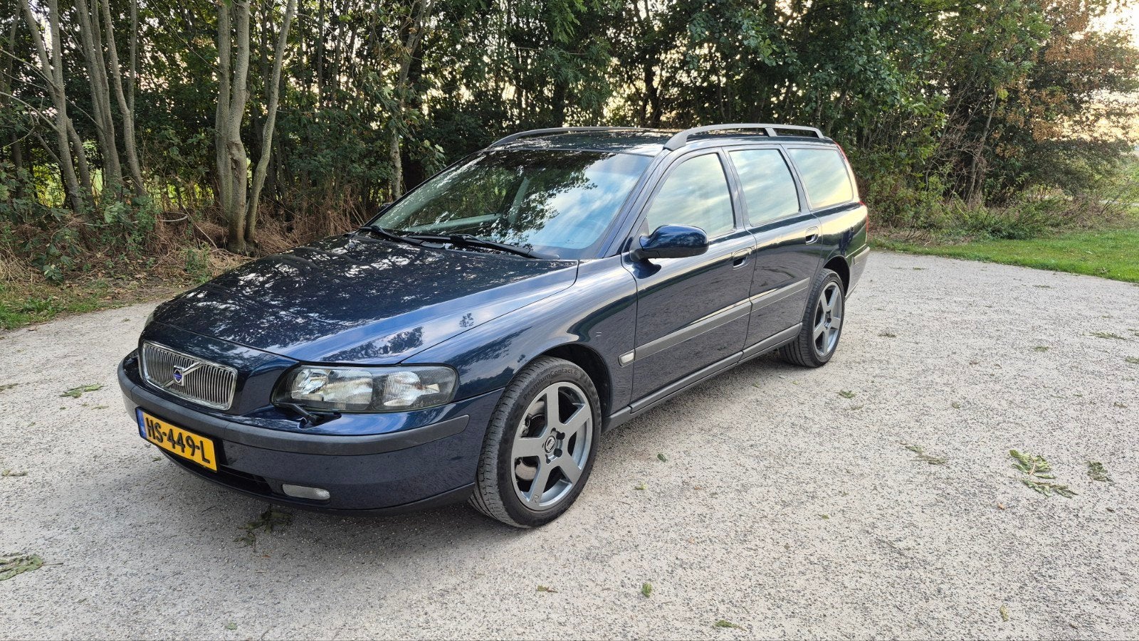 Volvo V70 2.3 T-5 250PK AUT 2002 Blauw, 1556 kg, 1800 kg, Blauw, Stationwagon