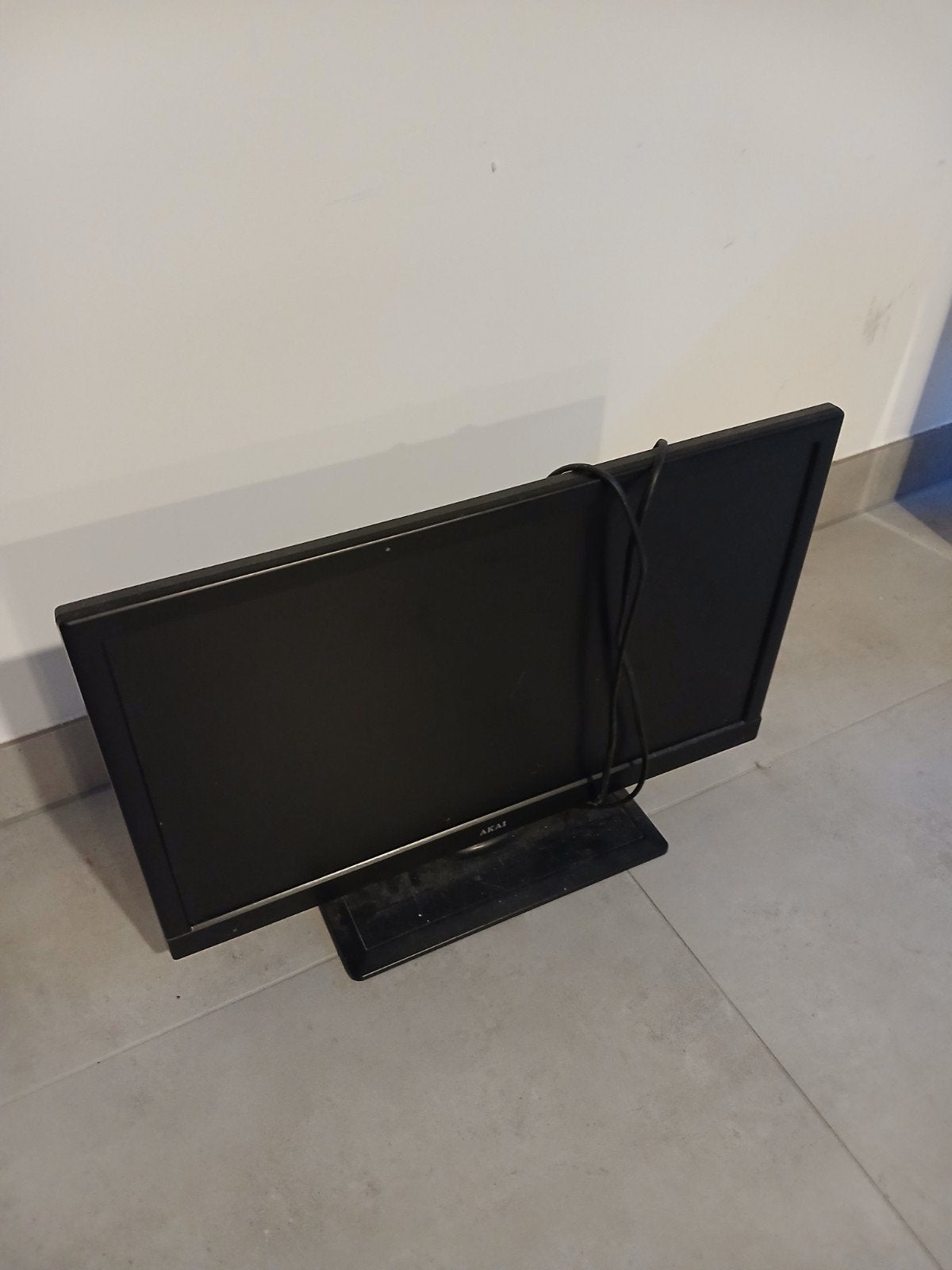 Akai TV 22 inch voor €15 geen afstandbediening, Ophalen of Verzenden, Gebruikt, Overige merken