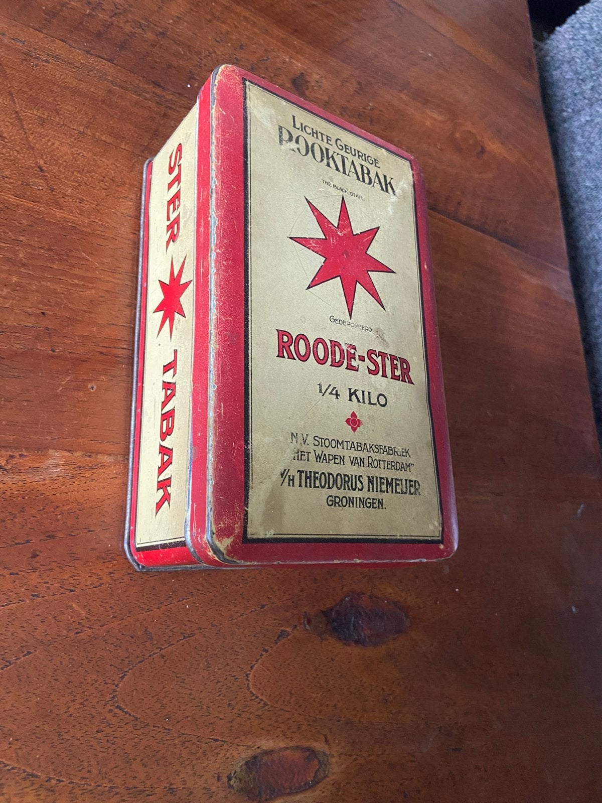 Vintage Blik Roode-Ster, Verzamelen, Ophalen of Verzenden, Gebruikt, Tabaksdoos of Verpakking