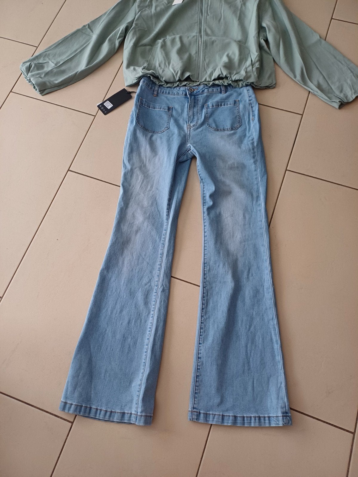 Nieuwe kleding L/XL., Kleding | Dames, Ophalen of Verzenden, Zo goed als nieuw, Maat 42/44 (L), Zwart