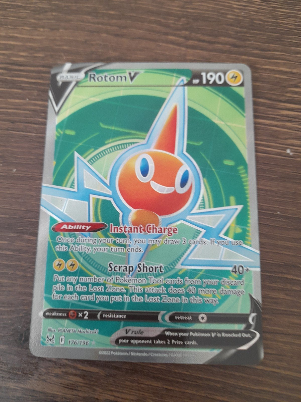 Rotom V Pokémon kaart - Zo goed als nieuw, Ophalen of Verzenden, Zo goed als nieuw, Losse kaart