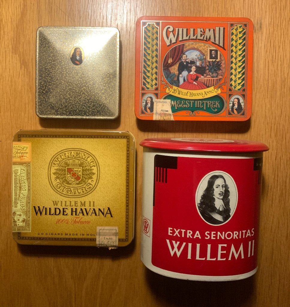 Vintage Willem II Sigarendoosjes - 4 stuks leeg blik, Ophalen of Verzenden, Gebruikt, Tabaksdoos of Verpakking