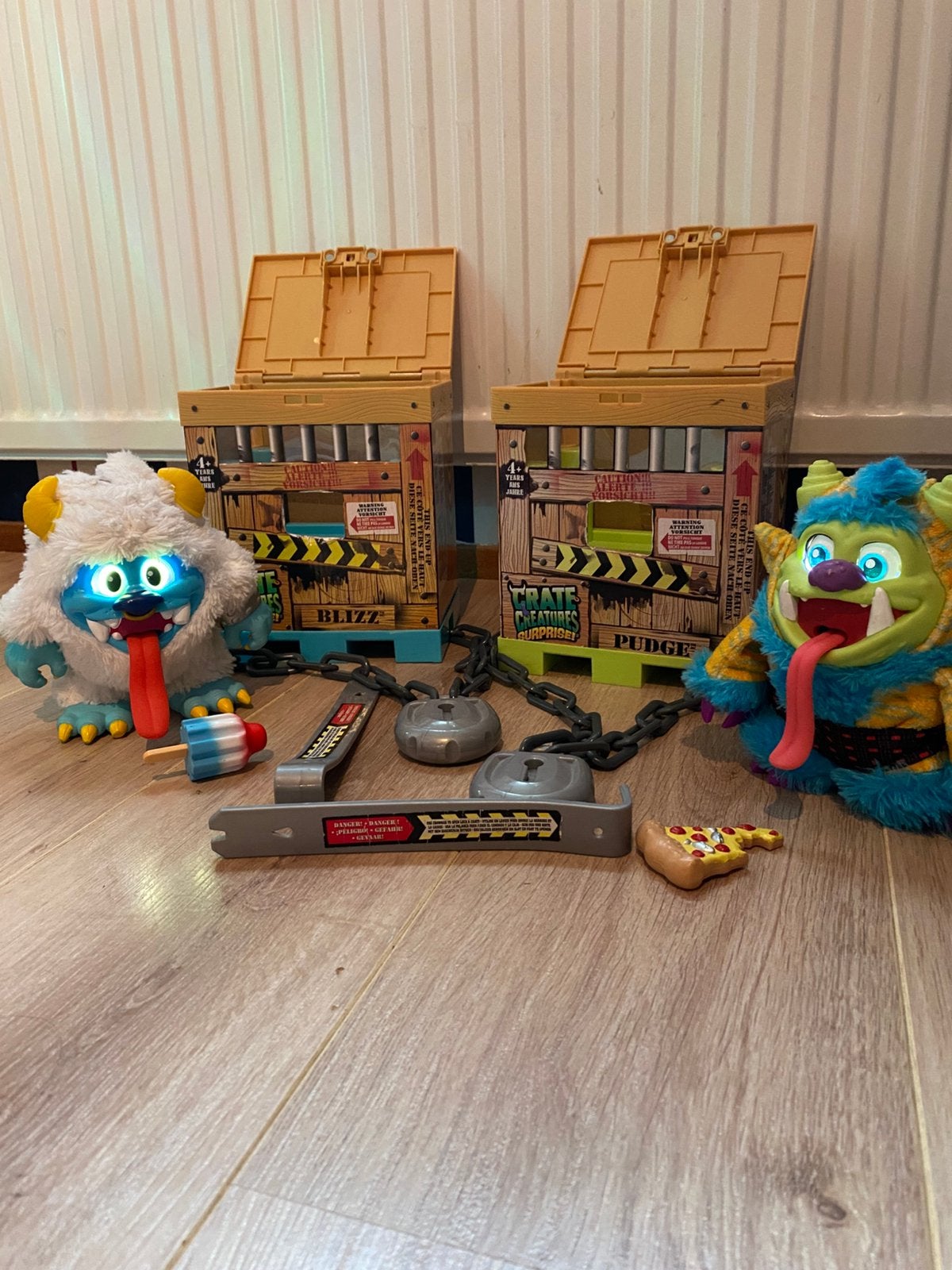 Crate creatures surprise monsters, Ophalen of Verzenden, Zo goed als nieuw