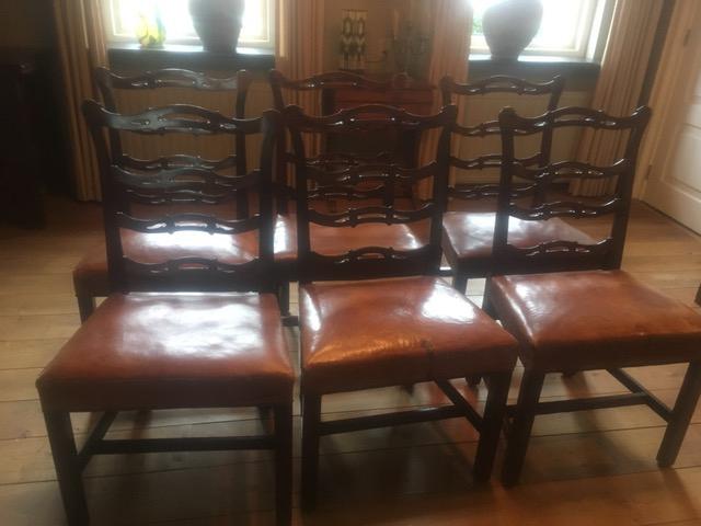 Antieke Chippemdale stoelen, Ophalen