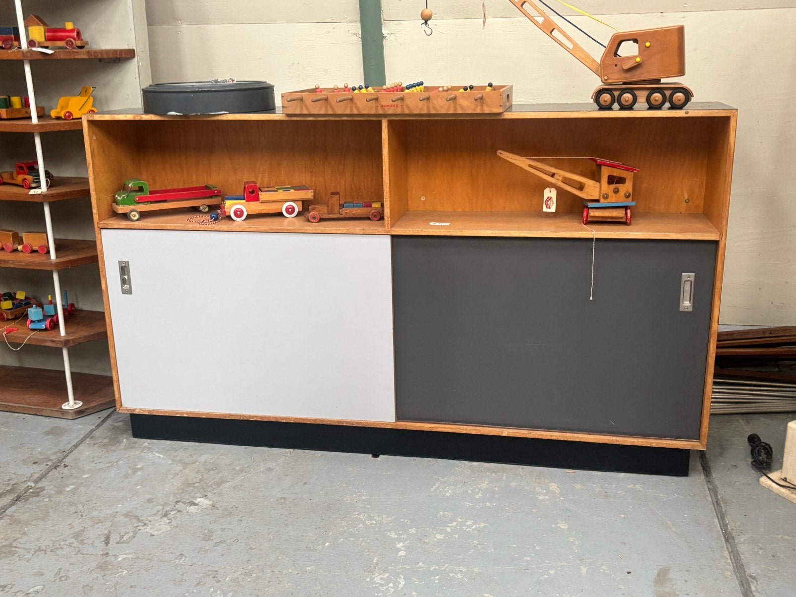 Vintage schoolkast (4x), Ophalen, Zo goed als nieuw