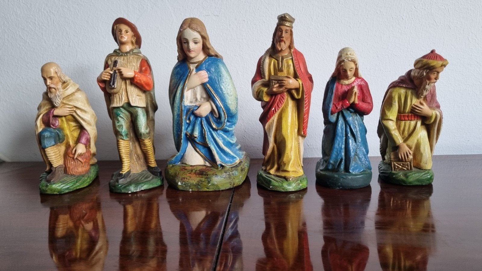 6 oude kerststal beelden van gips. Gemerkt, Diversen, Ophalen of Verzenden
