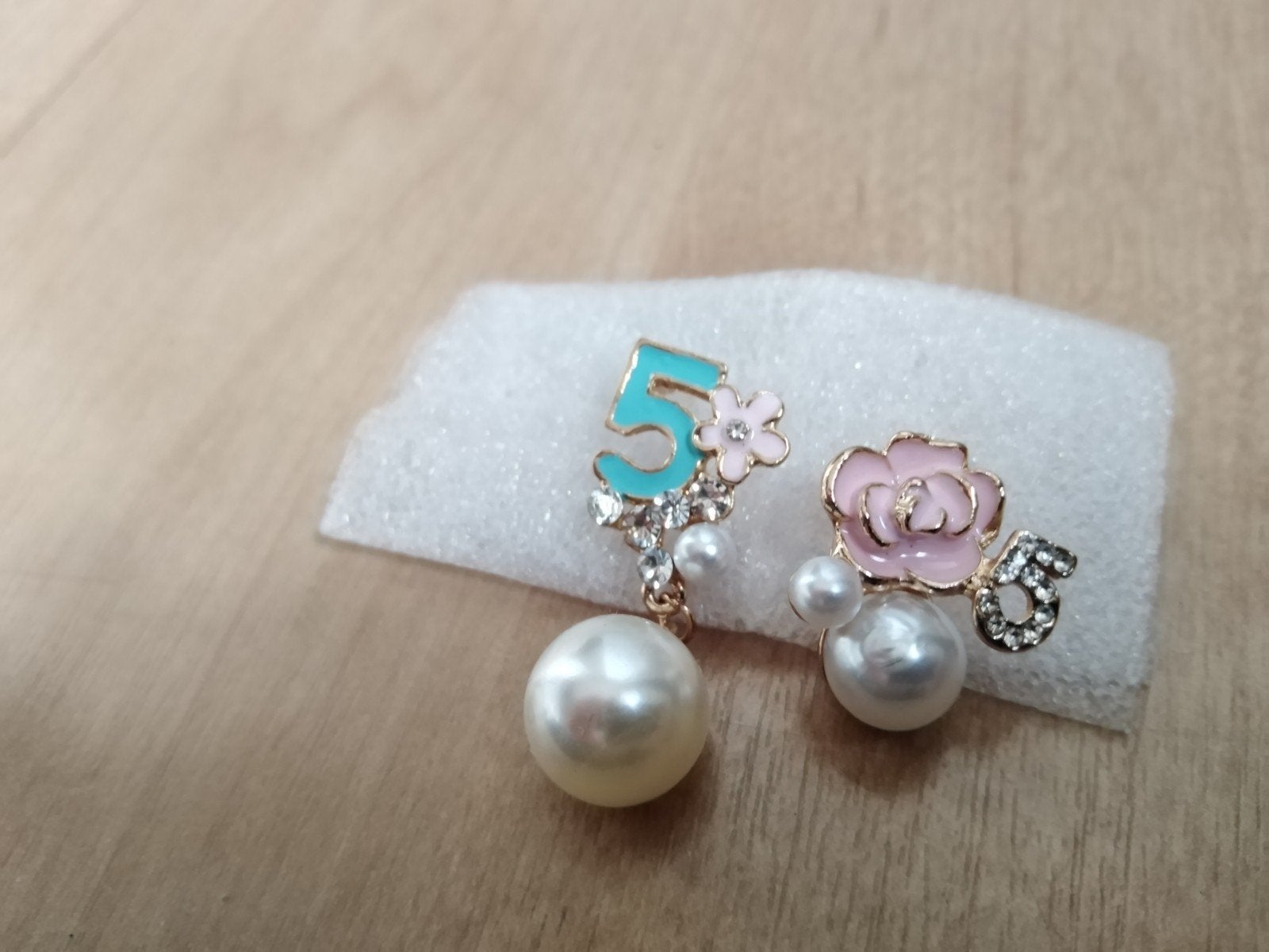 Aparte oorbellen, Overige materialen, Hangers, Overige kleuren, Nieuw