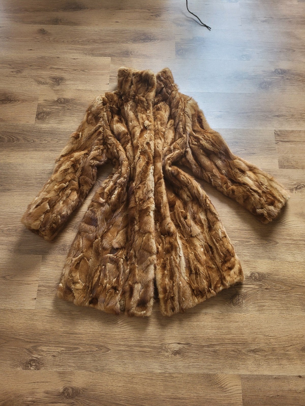 Luxe nerts bontjas - Zo goed als nieuw, Bruin, Maat 42/44 (L), Ophalen of Verzenden, Onbekend