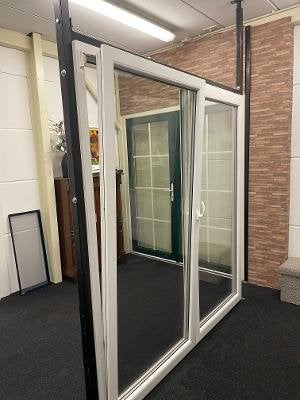 NAAR BINNEN DRAAIENDE BALKONDEUREN/KUNSTSTOF/HR++ GLAS