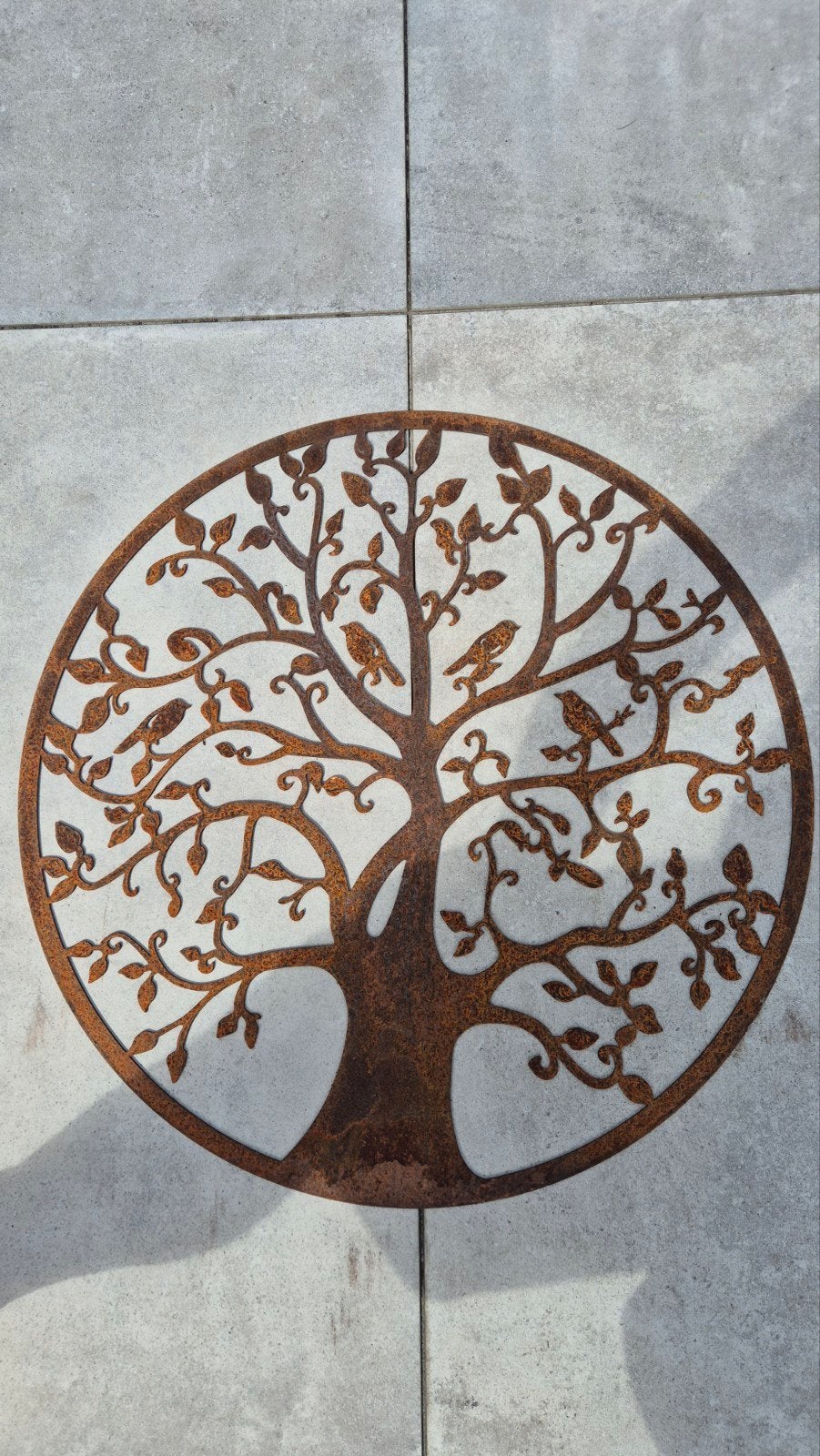 Metalen Wanddecoratie Boom des Levens met Vogels, Nieuw, Ophalen of Verzenden, Metaal, Bruin