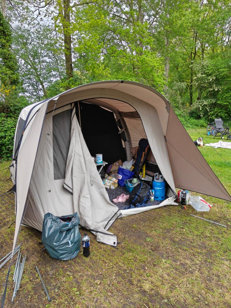 Quechua Air Seconds 4.2 Fresh & Black opblaasbare poly katoe, Ophalen, Zo goed als nieuw