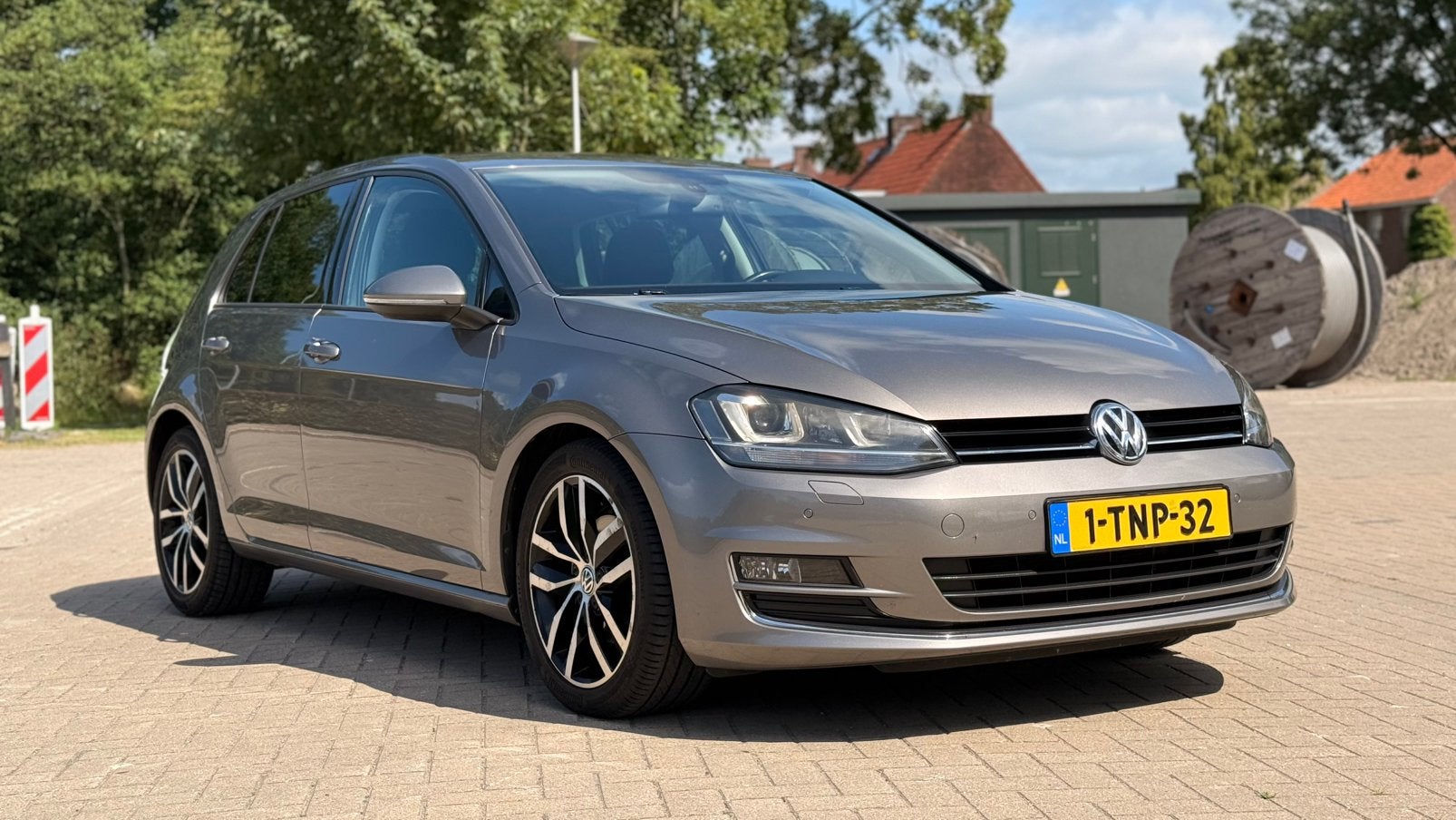 Volkswagen Golf 1.4 TSI 140pk DSG Grijs (149 dkm) NL-auto, Auto's, 4 cilinders, 1395 cc, 650 kg, 1500 kg