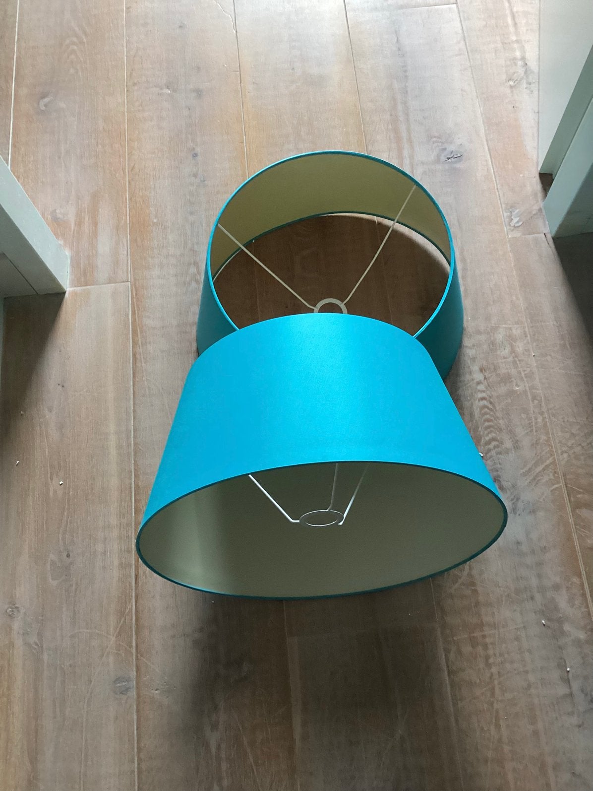 2 mooie turquoise lampenkappen, Ophalen, Zo goed als nieuw, Rond