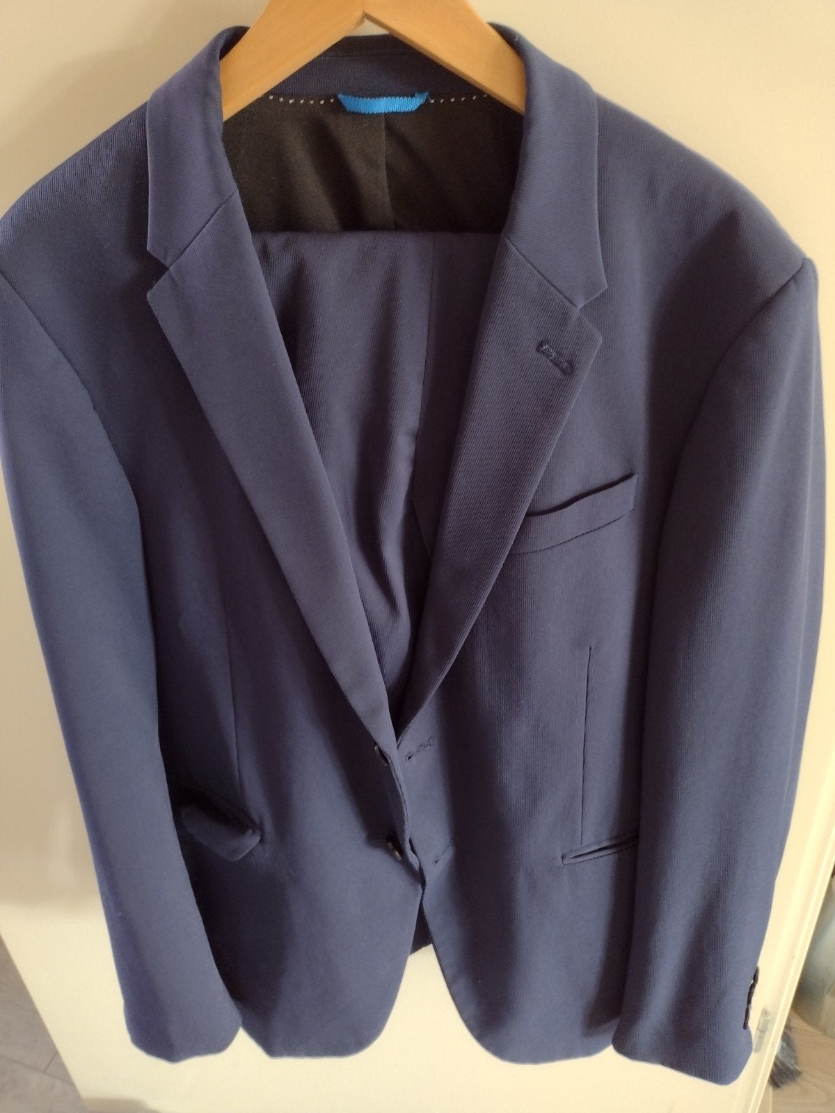 Blauw pak met broek - Stijlvol en comfortabel, Ophalen of Verzenden, Gedragen, Blauw