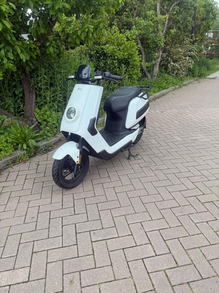 Niu cargo bezorg, Ophalen of Verzenden, Zo goed als nieuw, Elektrisch