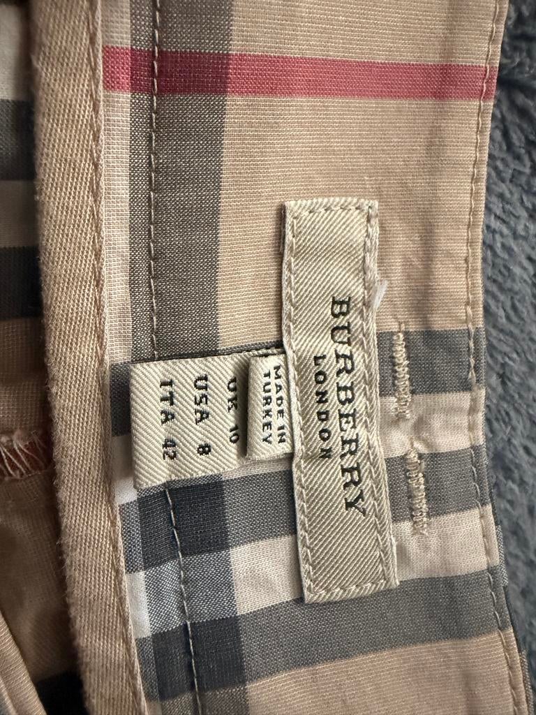 Burberry Zwembroek Maat M - Nieuw, ongedragen, Kleding | Dames, Badmode en Zwemkleding, Ophalen of Verzenden, Nieuw, Beige, Zwembroek of Short