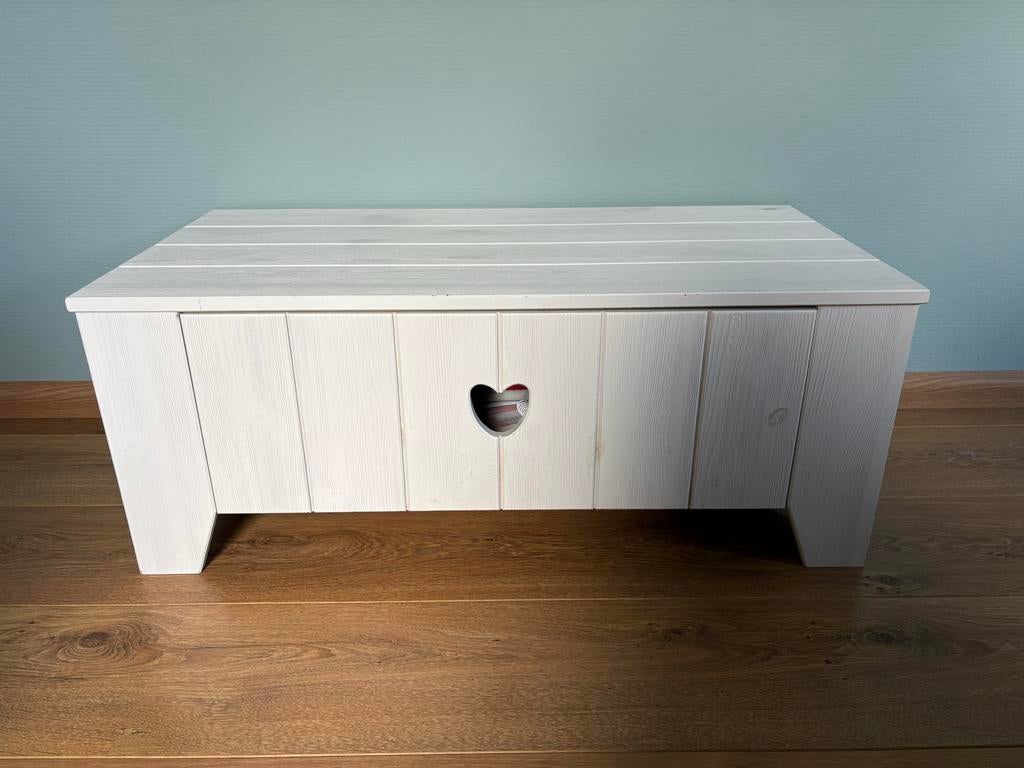 Witte houten opbergkist met lade en hartje, Ophalen, Gebruikt, 1 of 2 laden, 50 tot 100 cm