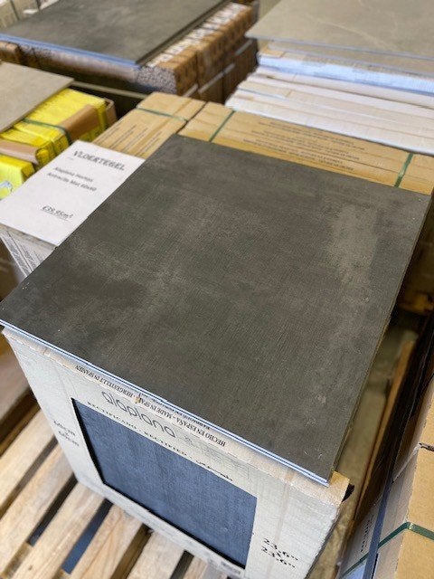 Vloertegel Alaplana Horton Antracite 60x60 nu €39,95 per m², Tuin en Terras, Keramiek, Overige typen, Nieuw, Ophalen of Verzenden